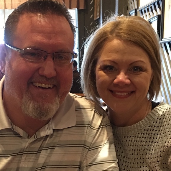 Meet your Posher, Darlene - Picture 1 of 1